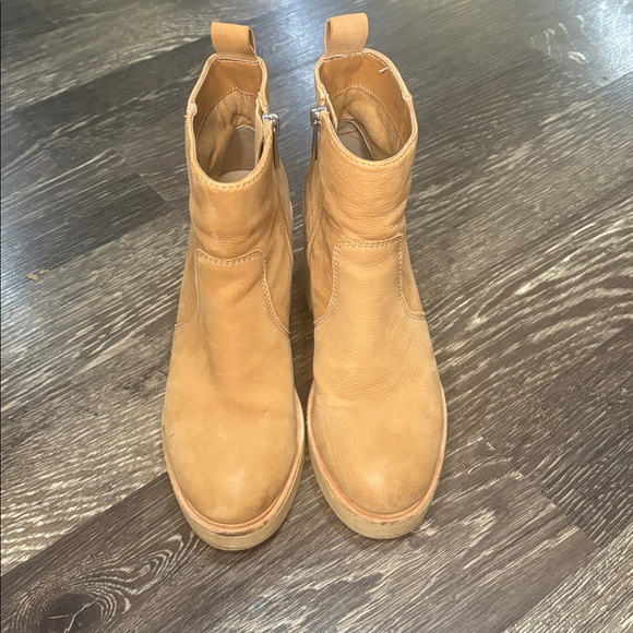 Dolce Vita Cecile clog ankle bootie with a heel in tan size 5.5 - Picture 2 of 6